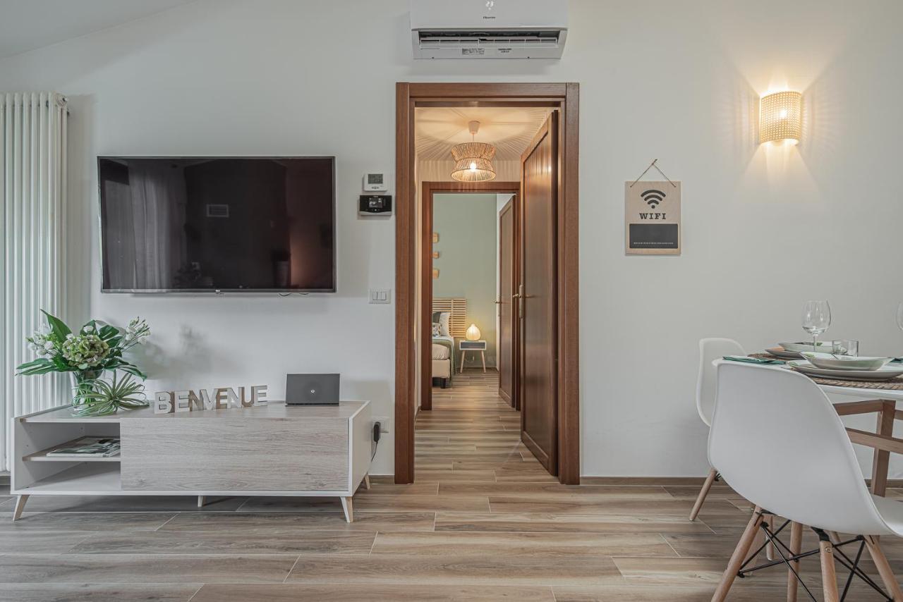 Dolce Vita Family Apartment Сирмионе Экстерьер фото